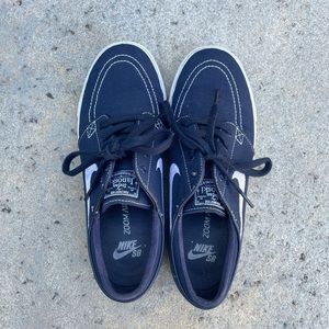 Nike janoski. Worn only a few times